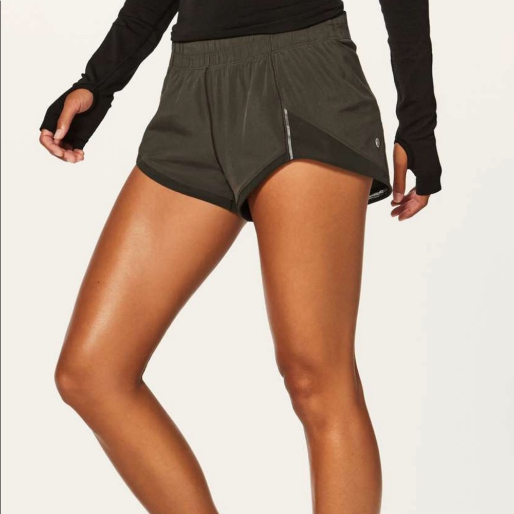 Lululemon Miles Ahead Shorts 2.5”